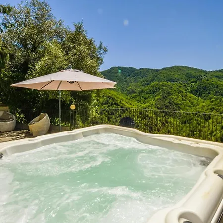 Appartement Beautiful In Brustico Carcheto