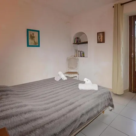 Apartament 1 Bedroom In Brustico Carcheto