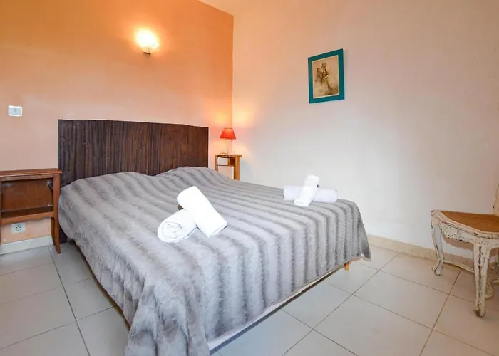 Gorgeous In Carcheto Brustico Apartment *